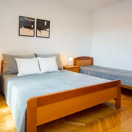 Konukevi Maria 3*